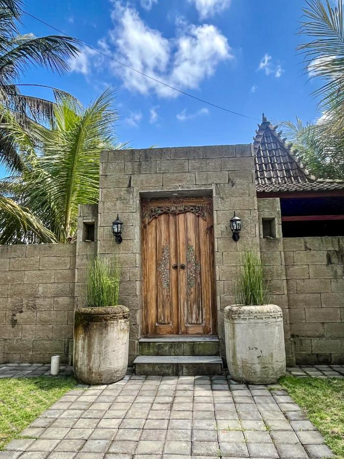 The Banana'S Kumbe Villa Tampaksiring Exterior photo