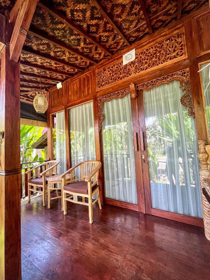 The Banana'S Kumbe Villa Tampaksiring Exterior photo